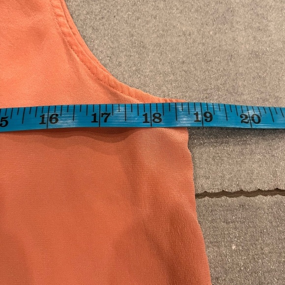 [S/P]Banana Republic 100 Silk Sleeveless V Neck Blush /Satin Pink Blouse - Picture 7 of 9